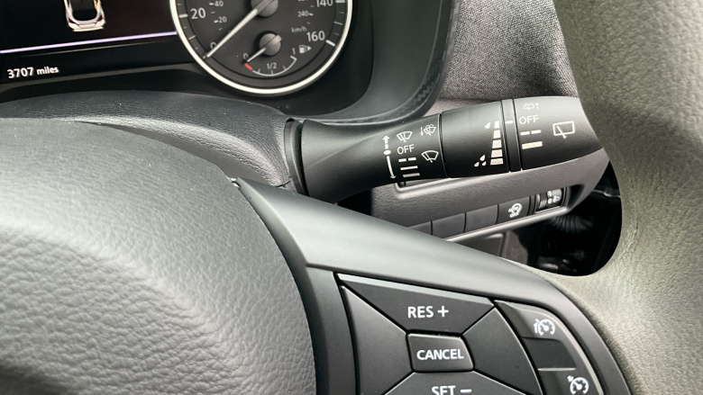 Nissan Juke 1.0 DiG-T Acenta Premium 5dr Petrol Hatchback